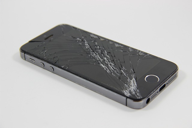 Iphone cassé, remplacement de vitre express